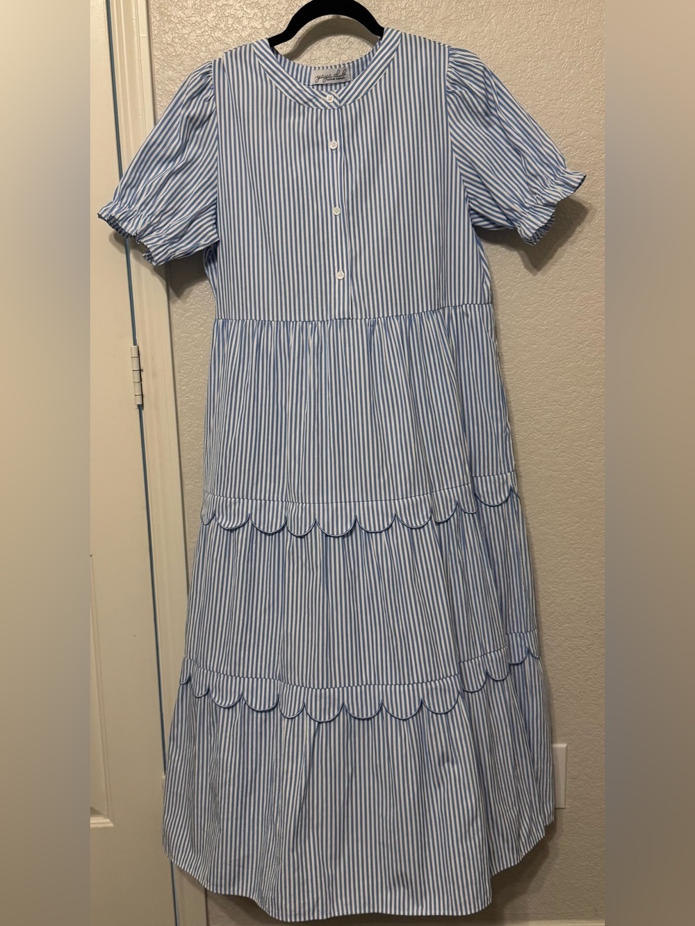 Stripe Bubble Short Sleeve Tiered Scallop Midi Dress|L|10|12 - Picture 2 of 5